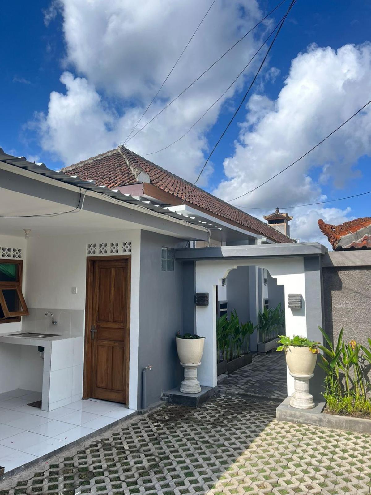 Kubu Satya Homestay Sanur (Bali)